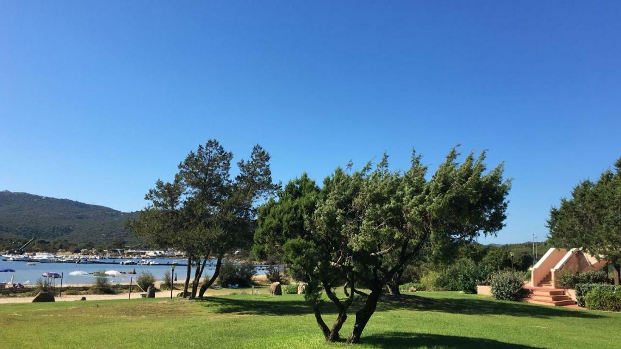 Porto Rotondo Lovely Apartment Екстер'єр фото
